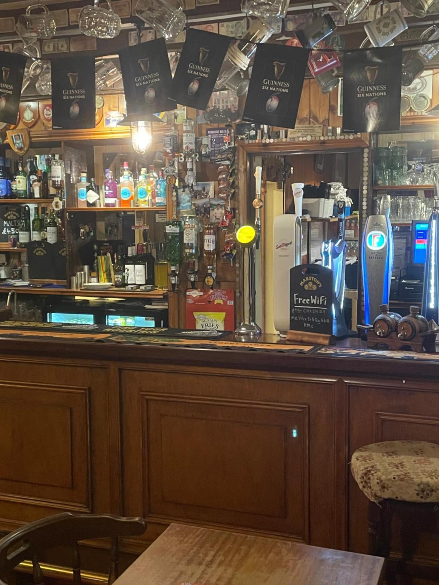 The Bridge Inn รีธ ภายนอก รูปภาพ